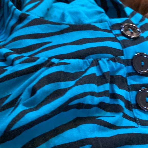 Route 66 animal print 3 button top size 1X - Picture 10 of 10